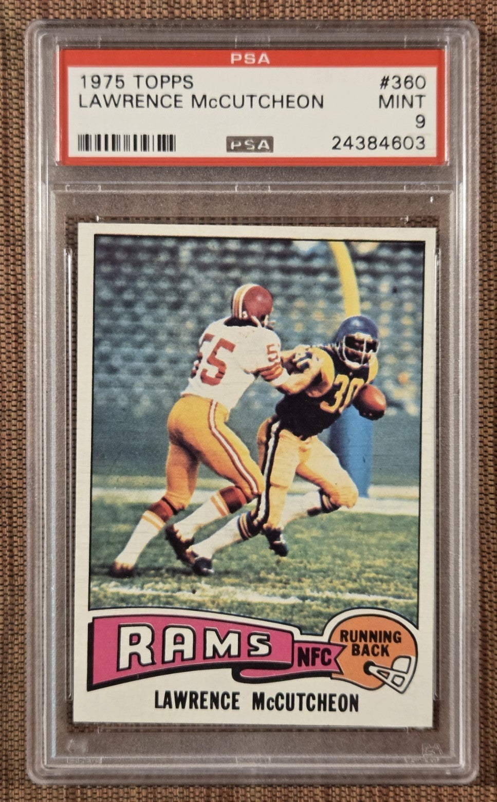 1975 Topps #360 Lawrence McCutcheon LA Rams Rookie Football Card PSA 9 Mint RC0