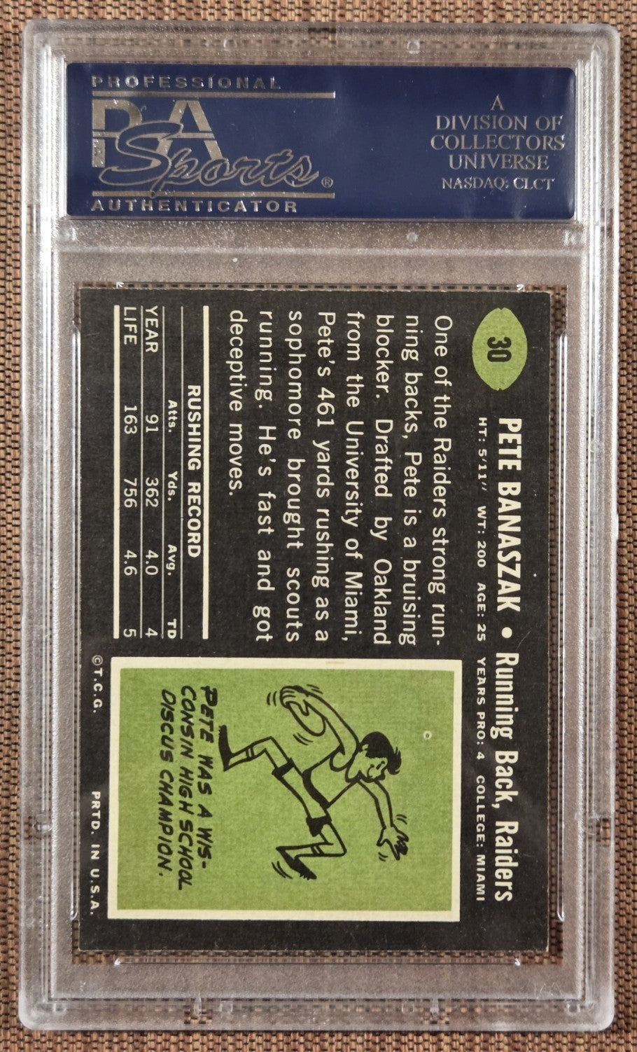 1969 Topps #30 Pete Banaszak Oakland Raiders Rookie Football Card PSA 7 NM RC1