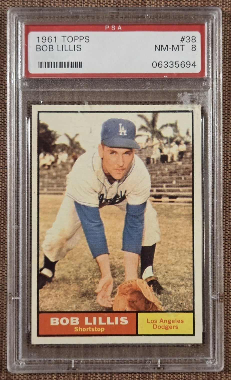 1961 Topps #38 Bob Lillis Los Angeles Dodgers Original Baseball Card PSA 8 NM/MT0