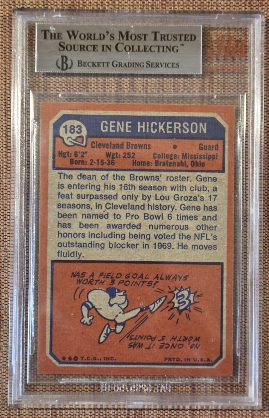 1973 Topps #183 Gene Hickerson Cleveland Browns Original Football Card BVG 8.51