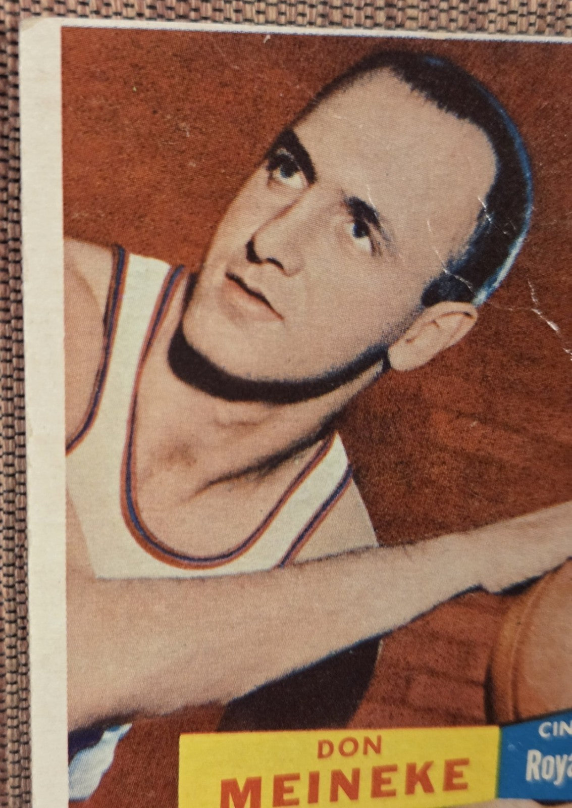 1957 Topps #21 Don Meineke Cincinnati Royals Original Rookie Basketball Card RC1