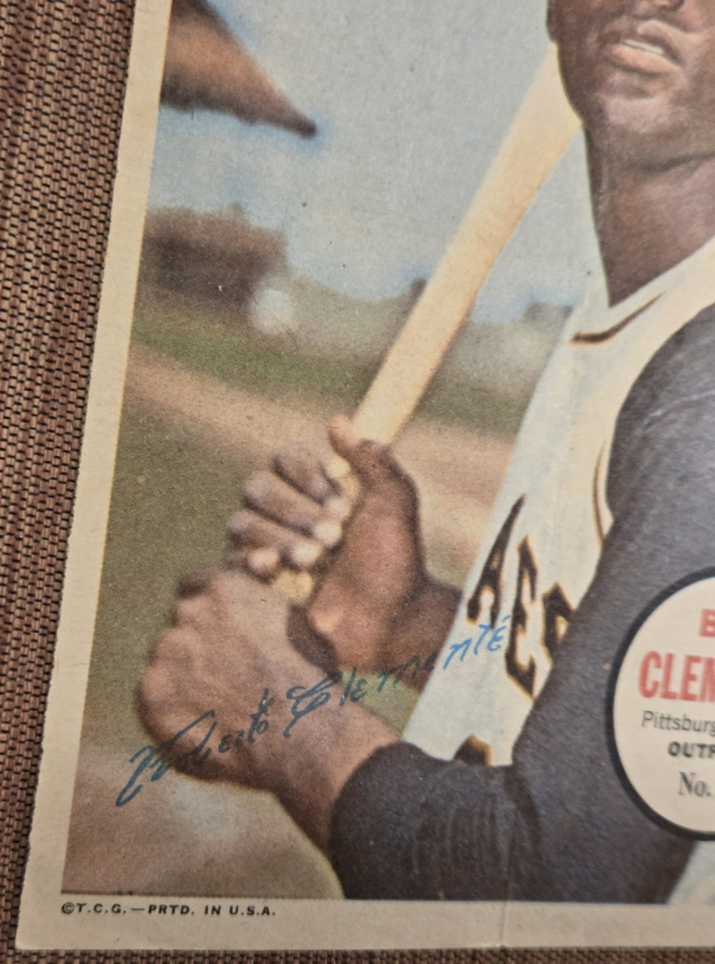 1967 Topps Pin Ups #11 Roberto Clemente Pittsburgh Pirates Baseball Posters HOF2
