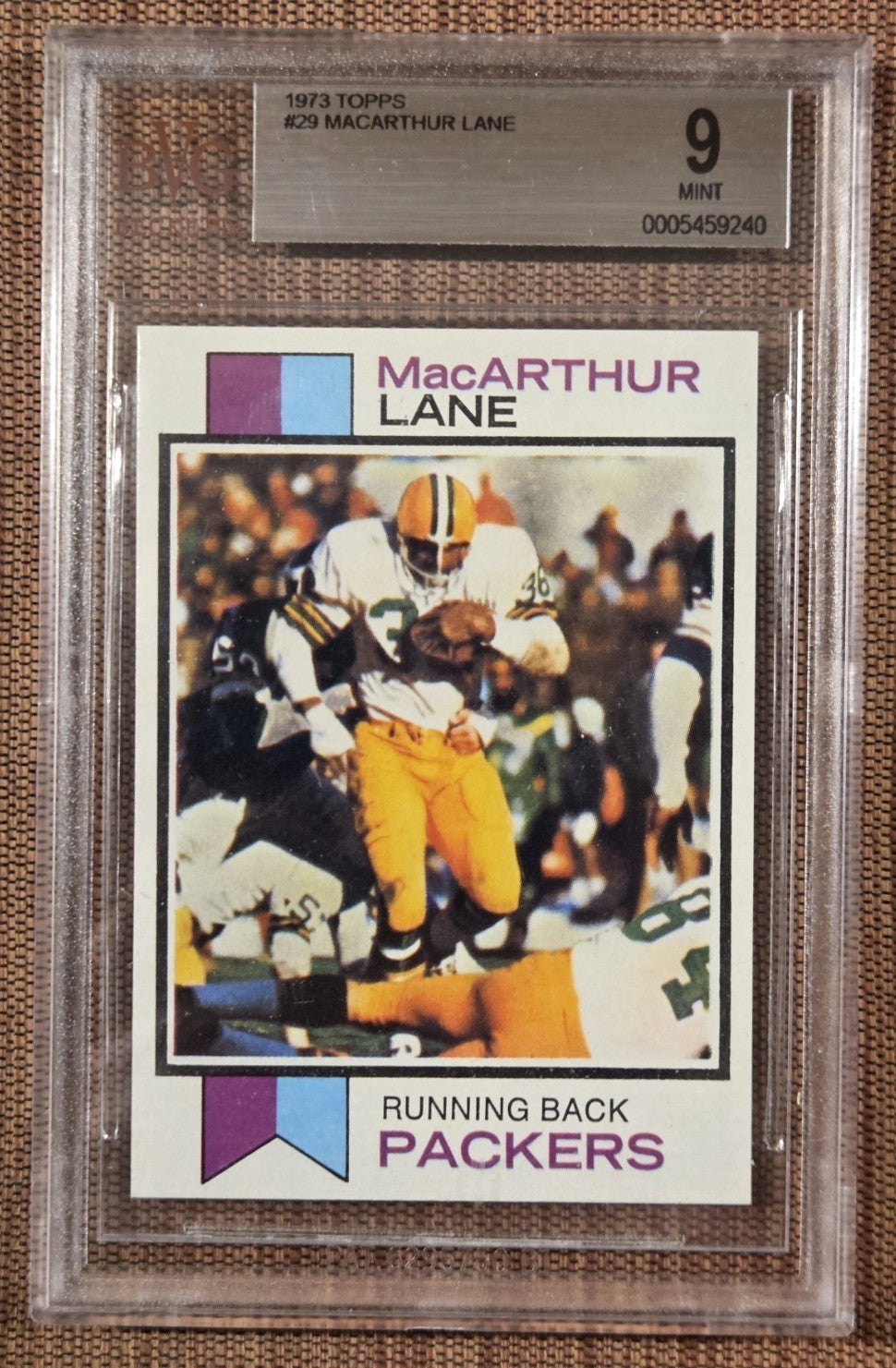 1973 Topps #29 MacArthur Lane Green Bay Packers Football Card BVG 9 Mint0