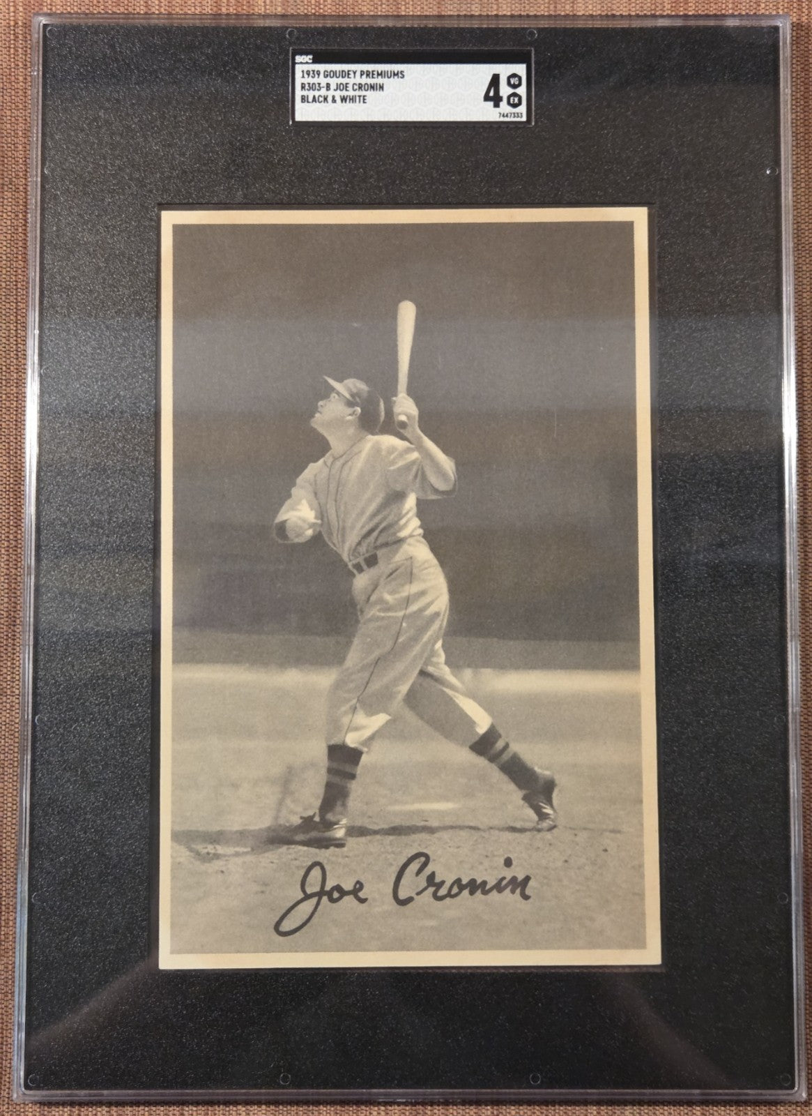 1939 Goudey Premiums B&W R303B Joe Cronin Red Sox Baseball Card SGC 4 HOF0