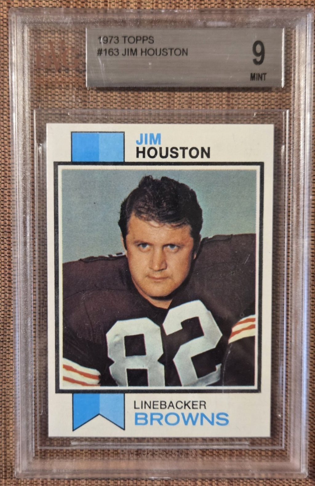 1973 Topps #163 Jim Houston Cleveland Browns Original Football Card BVG 9 Mint0