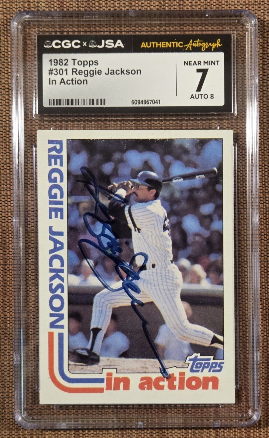1982 Topps #301 Reggie Jackson NY Yankees Baseball Card CGC 7 / JSA 8 AUTO HOF0
