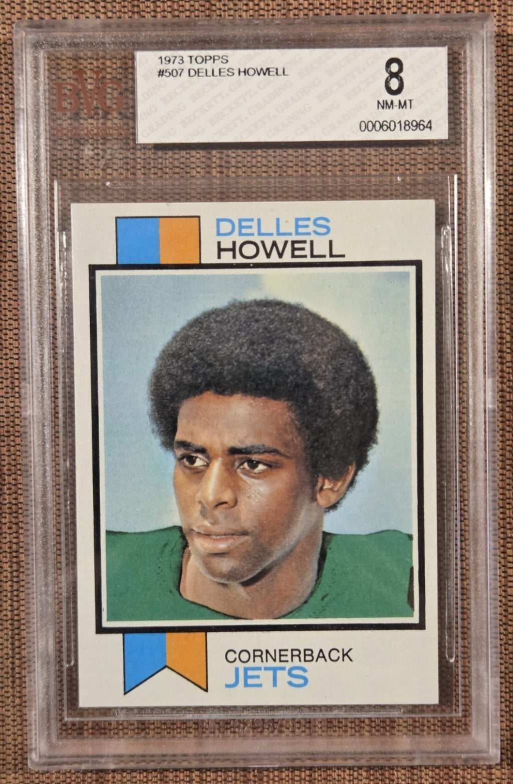 1973 Topps #507 Delles Howell New York Jets Original Football Card BVG 8 NM/MT0