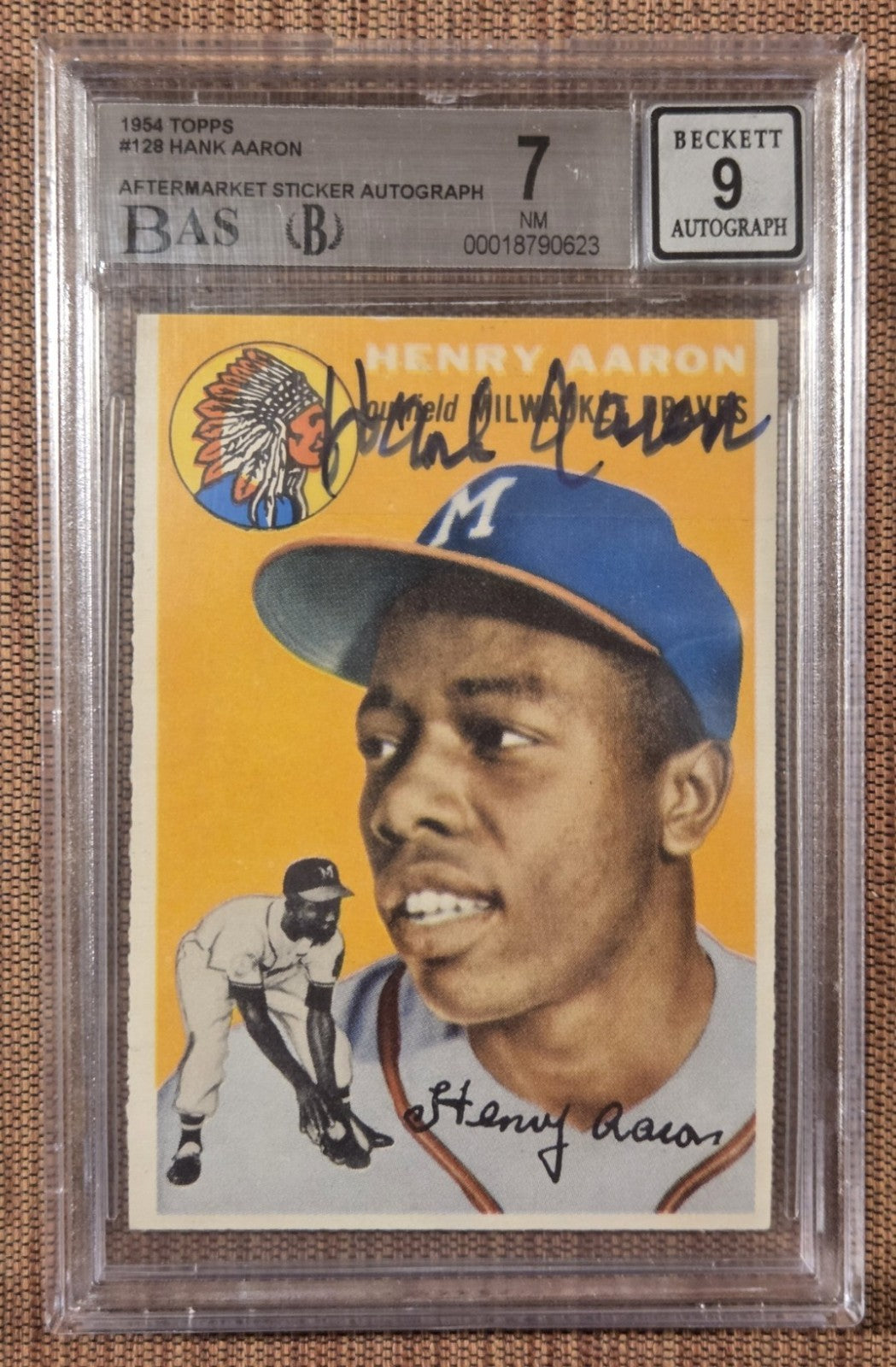 1954 Topps #128 Hank Aaron Milwaukee Braves Baseball Card BGS 7 / BAS 9 AUTO RC0