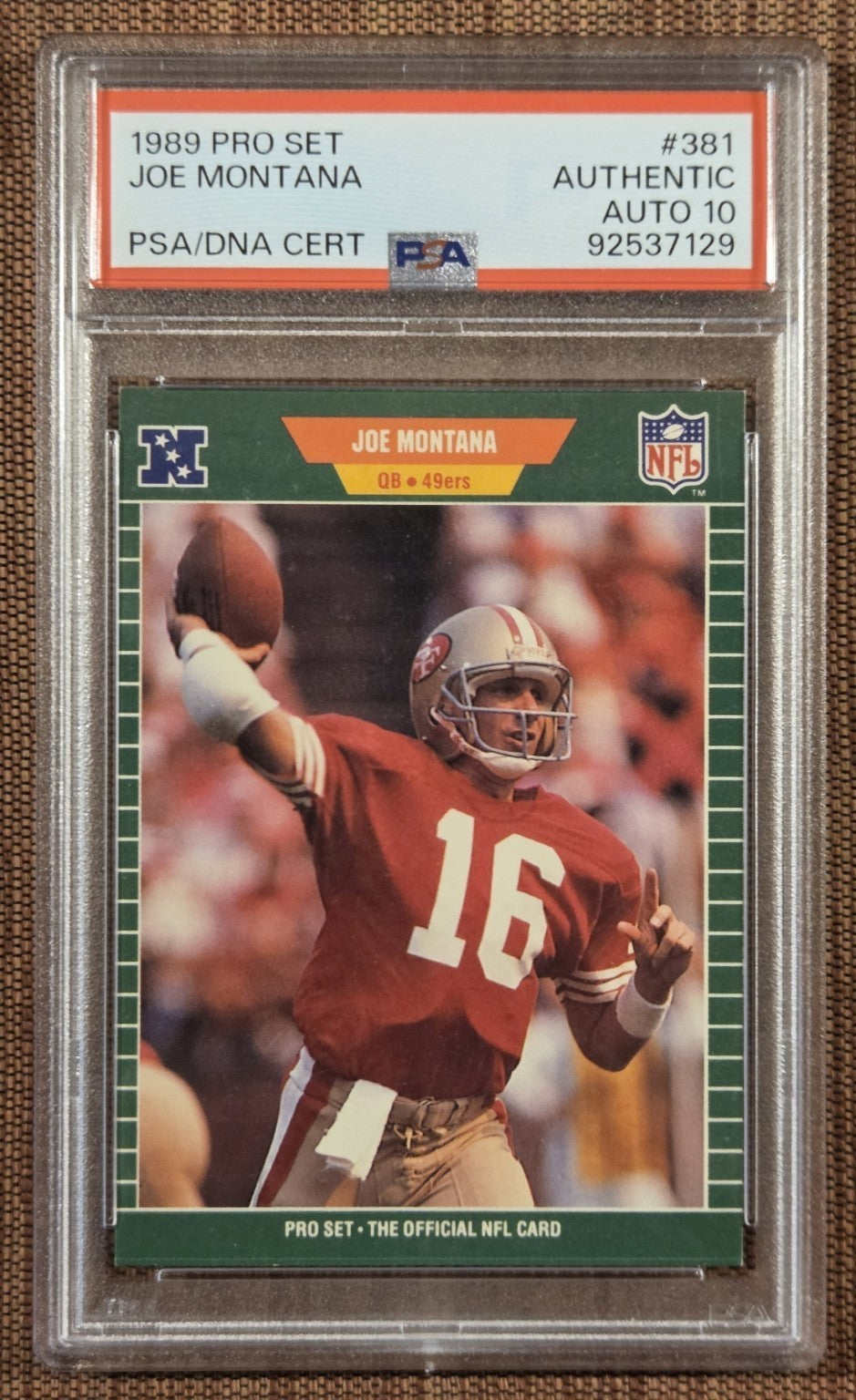 1989 Pro Set #381 Joe Montana San Francisco 49ers Football Card PSA /DNA 10 AUTO0