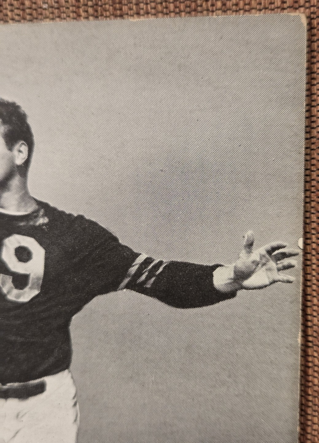 1948 Exhibits W468 #29 Sid Luckman Chicago Bears Original Football Card HOF2